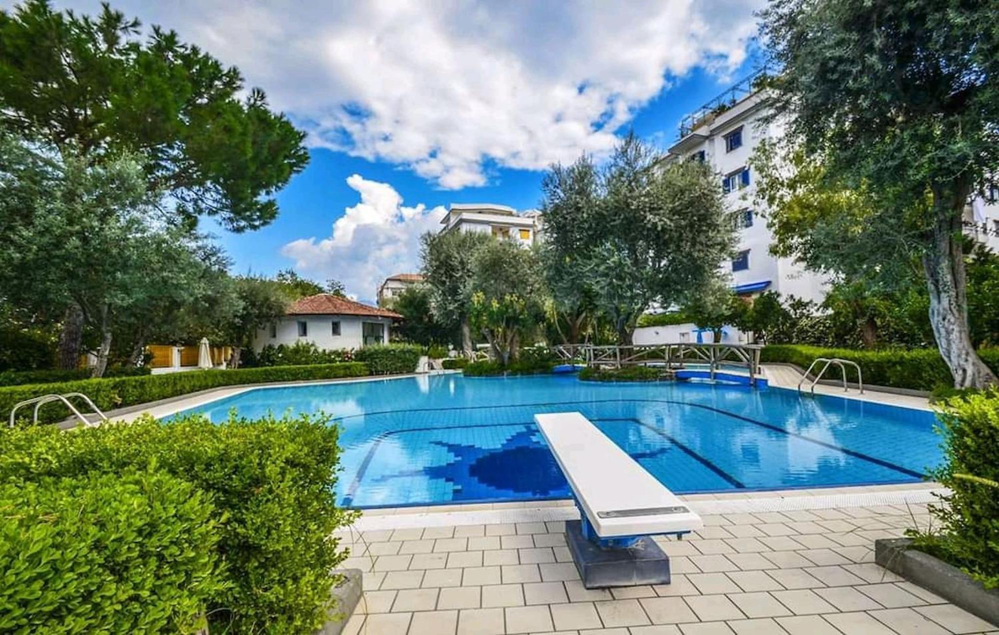 Sorrentovibes - Modern Apartment With Terrace, Swimming Pool&Tennis Esterno foto