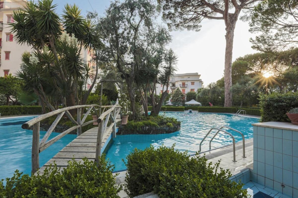 Sorrentovibes - Modern Apartment With Terrace, Swimming Pool&Tennis Esterno foto