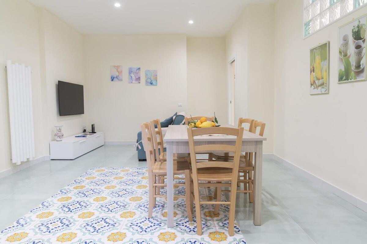 Sorrentovibes - Modern Apartment With Terrace, Swimming Pool&Tennis Esterno foto